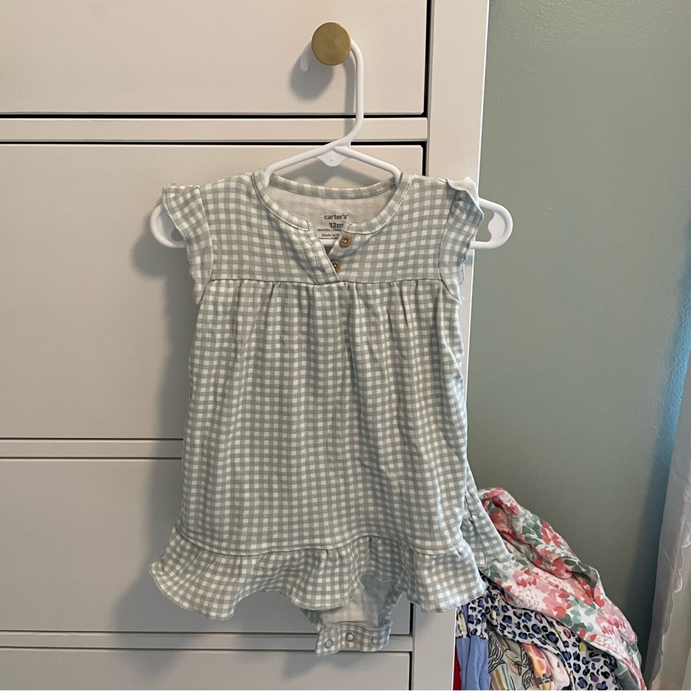 Carters Green & White Gingham Bodysuit Size 12 Months